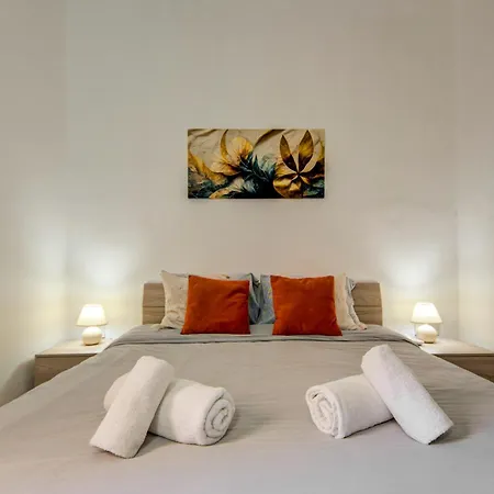 Seaview Promenade Maisonette 3br 2ba *