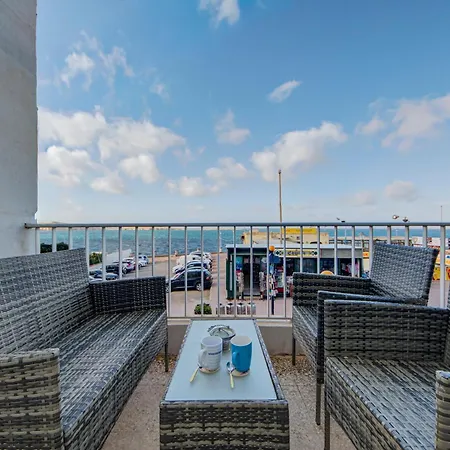 Seaview Promenade Maisonette 3br 2ba St. Paul's Bay