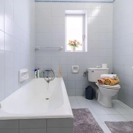 Seaview Promenade Maisonette 3br 2ba *