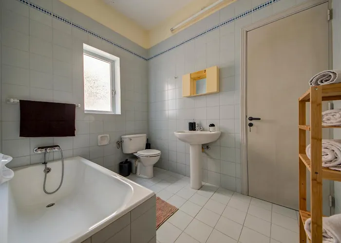 Seaview Promenade Maisonette 3br 2ba *